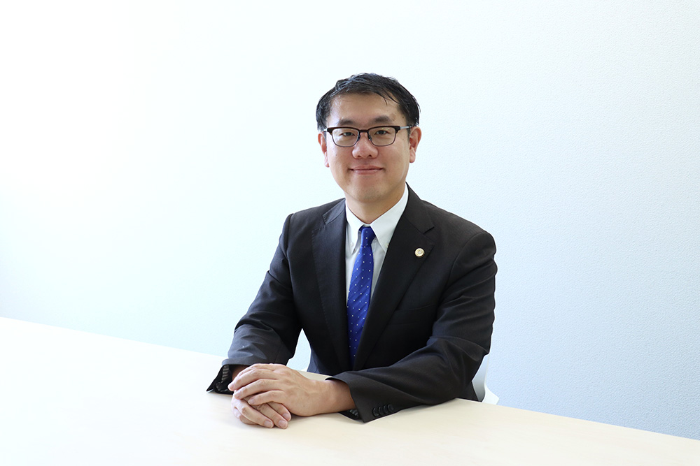 弁護士 中嶽 修平(なかたけ しゅうへい)